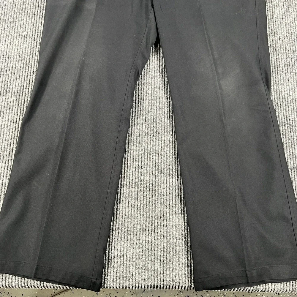 Under Armour Pants Performance Mens Size 36/30 Black Chino Golf Lightweight